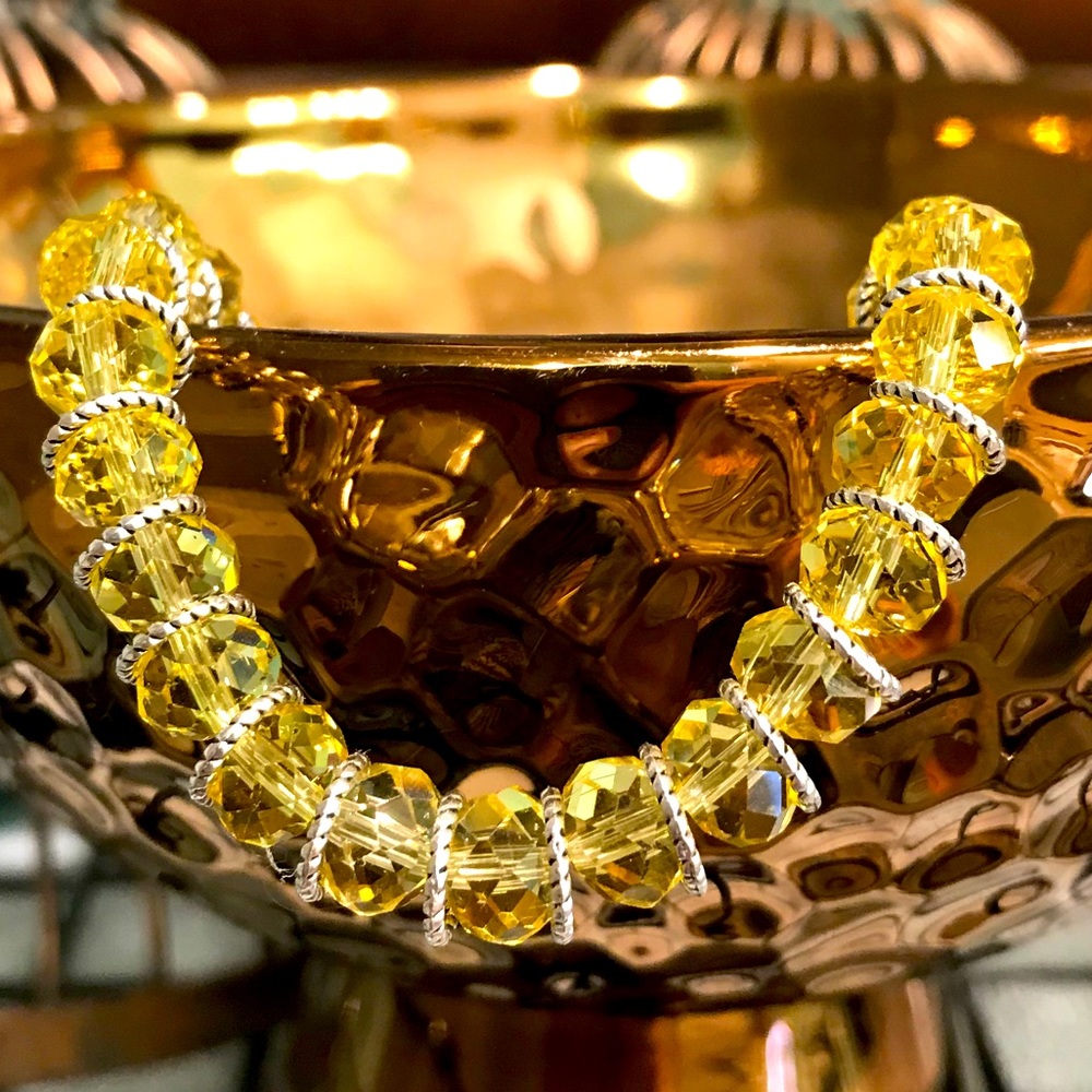 Stretch yellow bracelet matching toggle bracelet